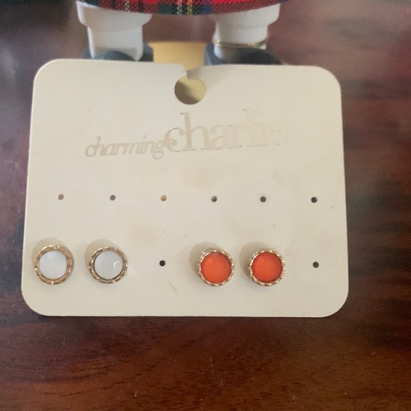 Earrings - Picture 1 of 1